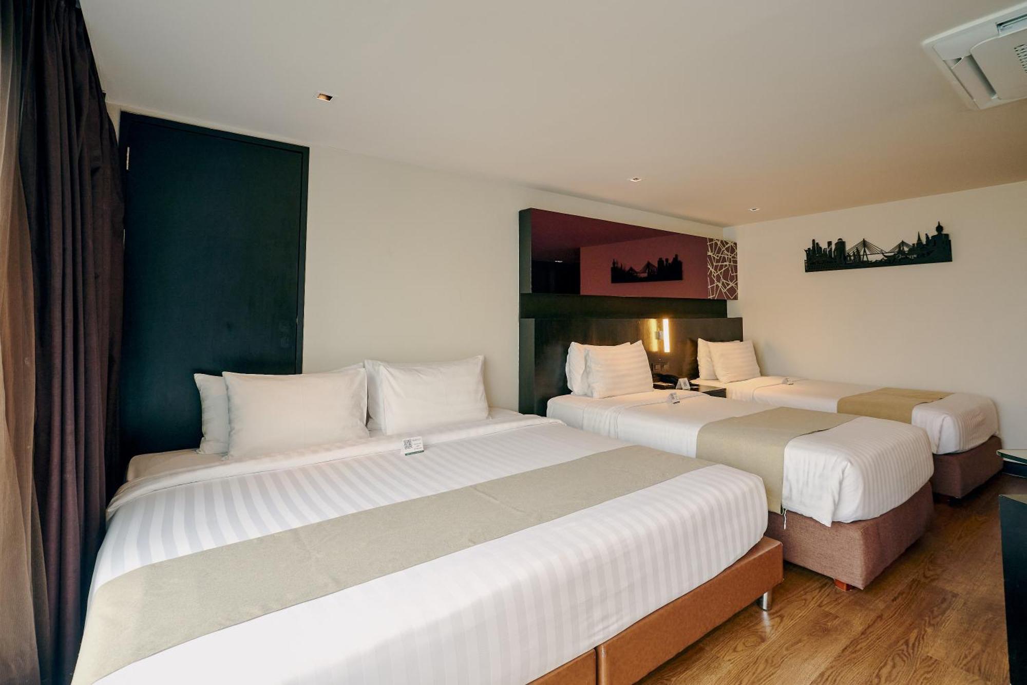 Golden Tulip Mandison